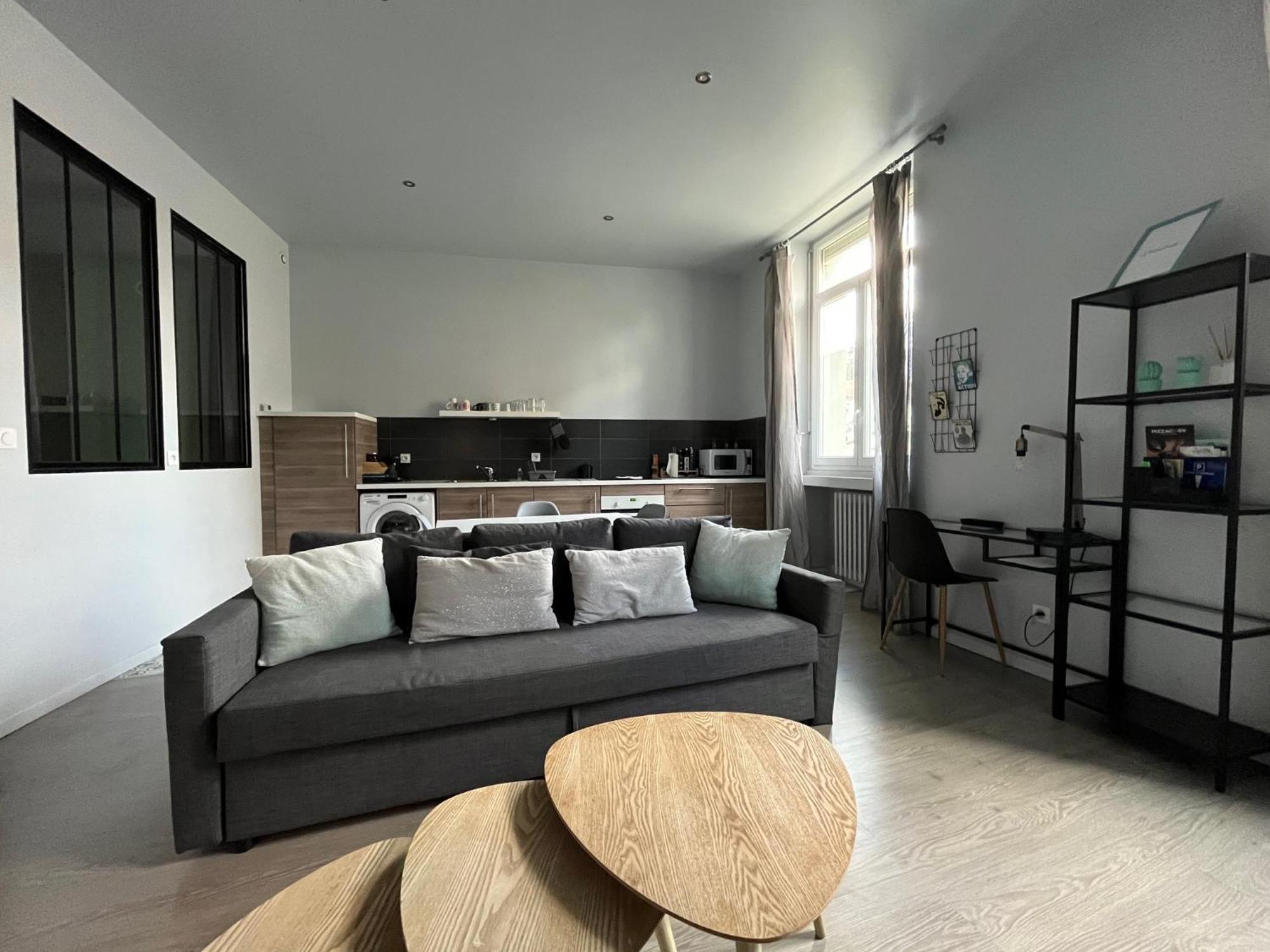 Apartamento Immeuble La Doa Proche Chu Saint-Priest-en-Jarez Exterior foto