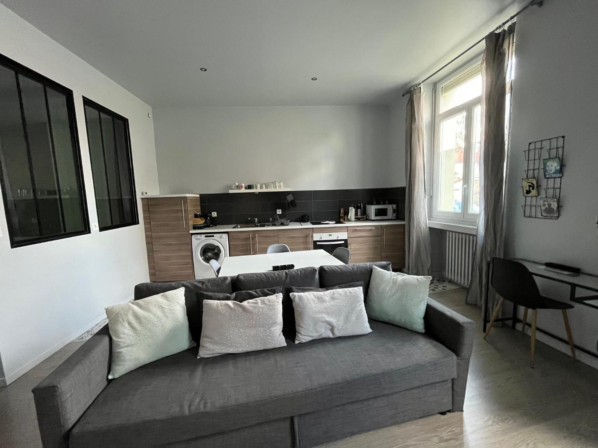 Apartamento Immeuble La Doa Proche Chu Saint-Priest-en-Jarez Exterior foto